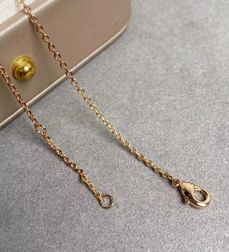 Boucheron Necklaces Chic 208857