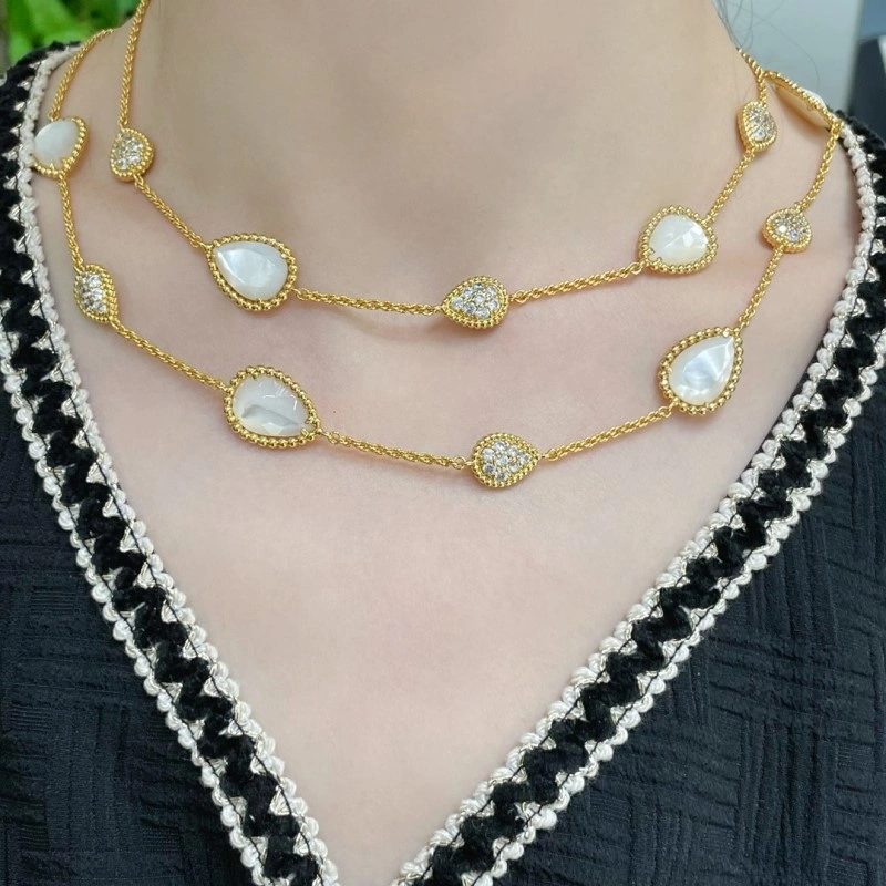 Boucheron Necklaces Vibrant 208159