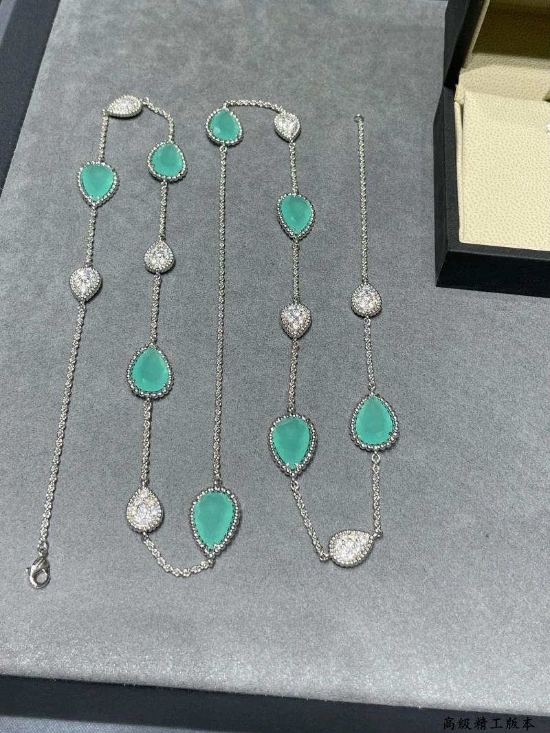 Boucheron Necklaces FlexibleFit 208166