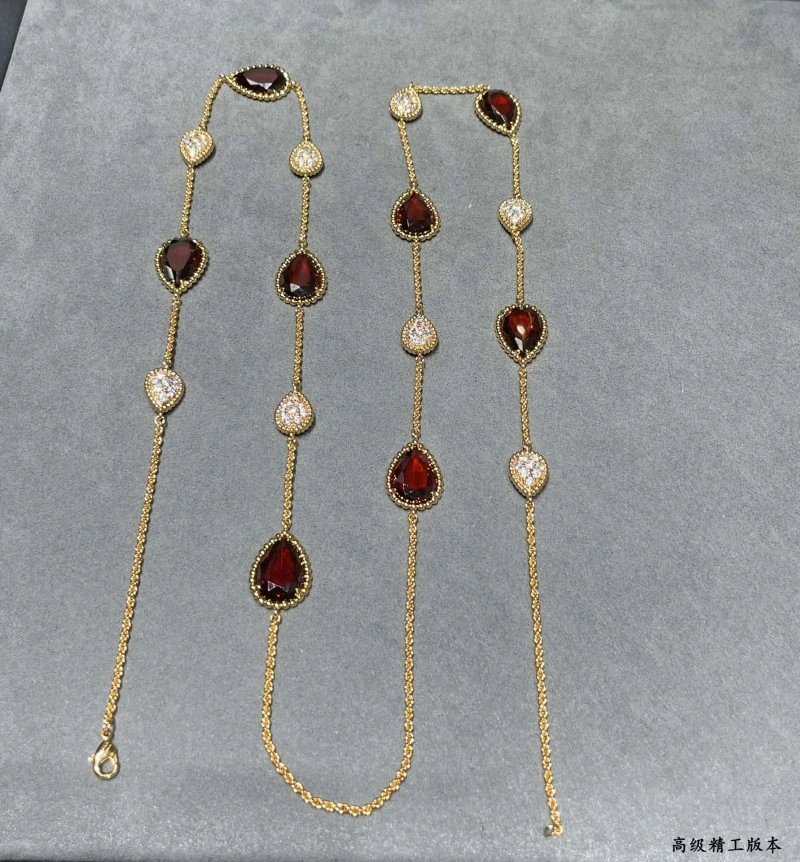 Snug Boucheron Necklaces 208160