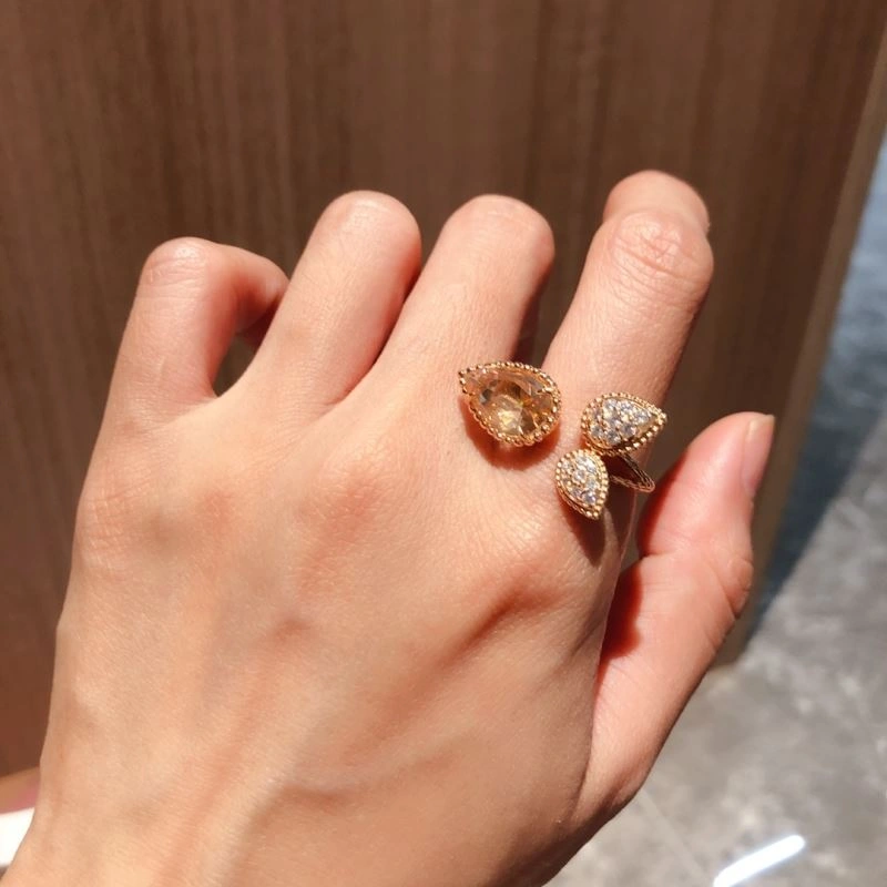 Resilient Boucheron Rings 214323