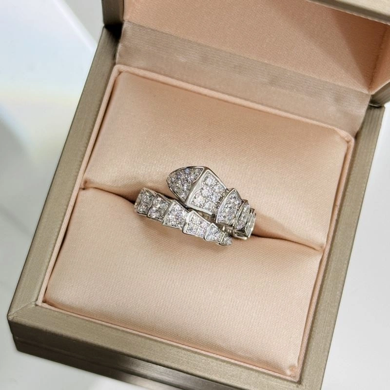 Sleek Boucheron Rings 213126