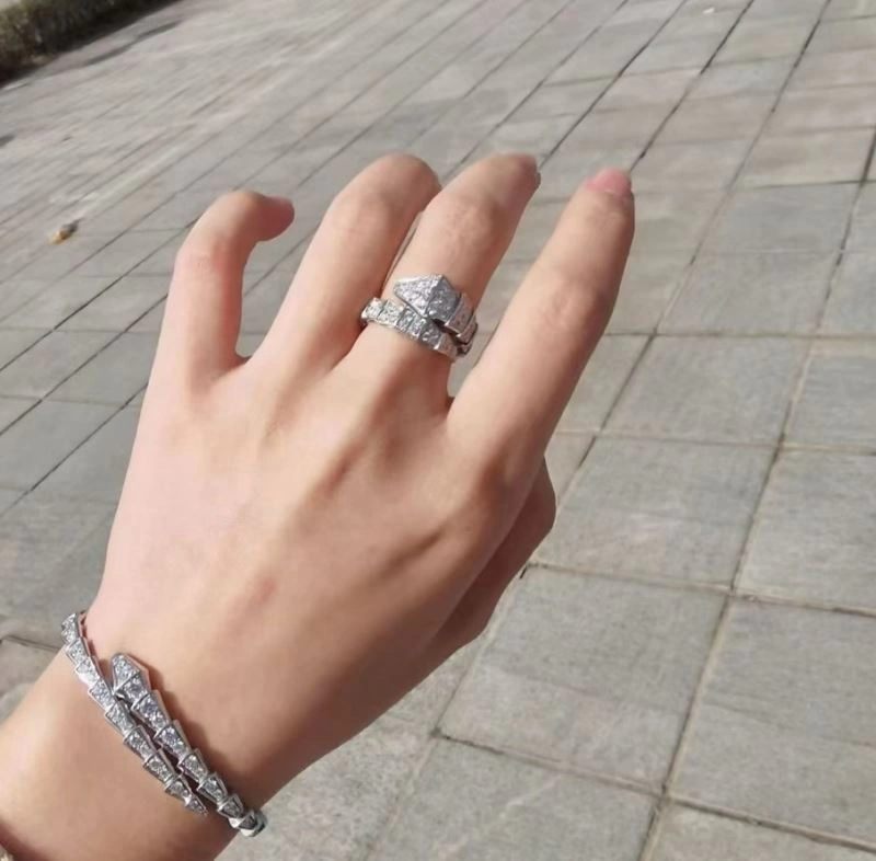 Sleek Boucheron Rings 213126