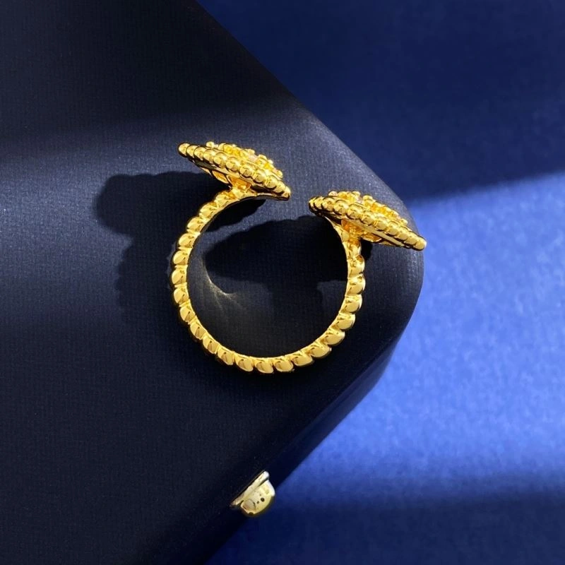 BestValue Boucheron Rings 212676