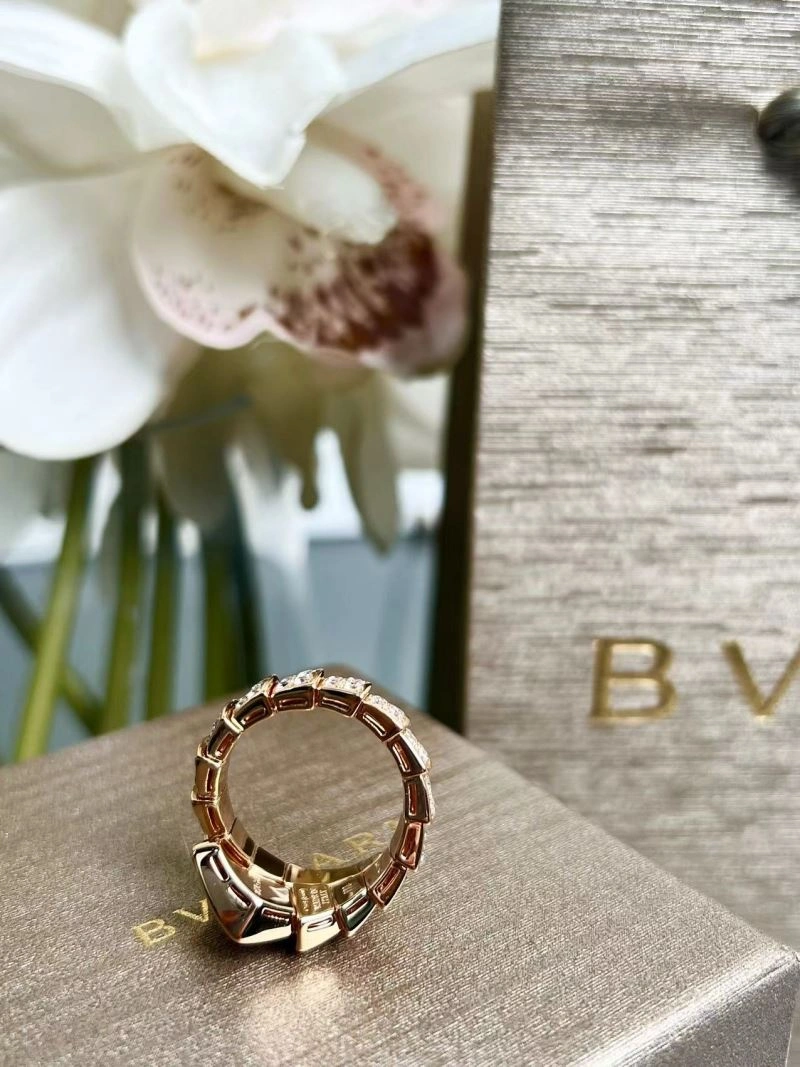 GoAnywhere Boucheron Rings 211424