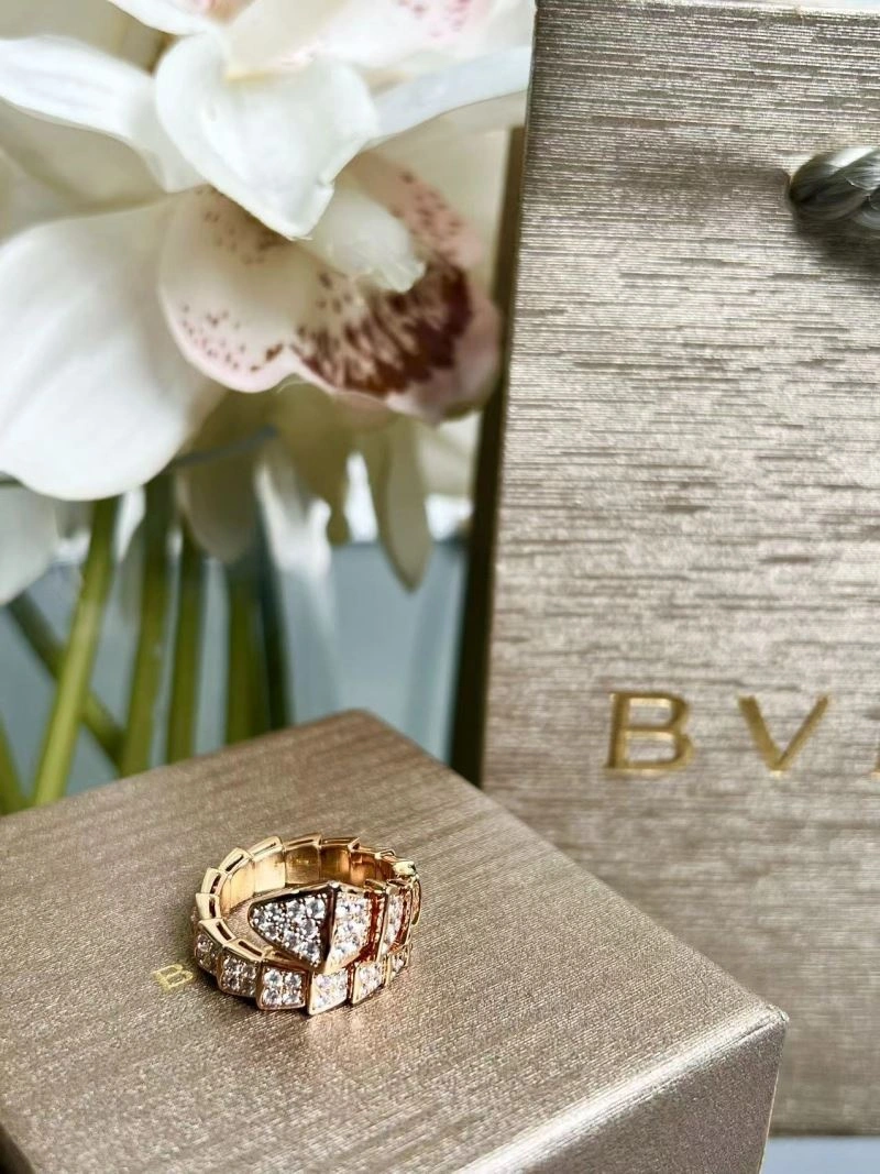 GoAnywhere Boucheron Rings 211424