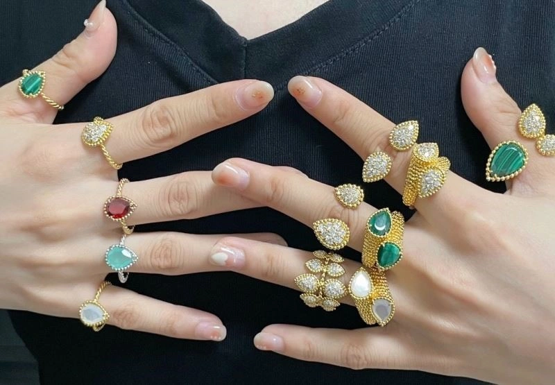 Sporty Boucheron Rings 210067
