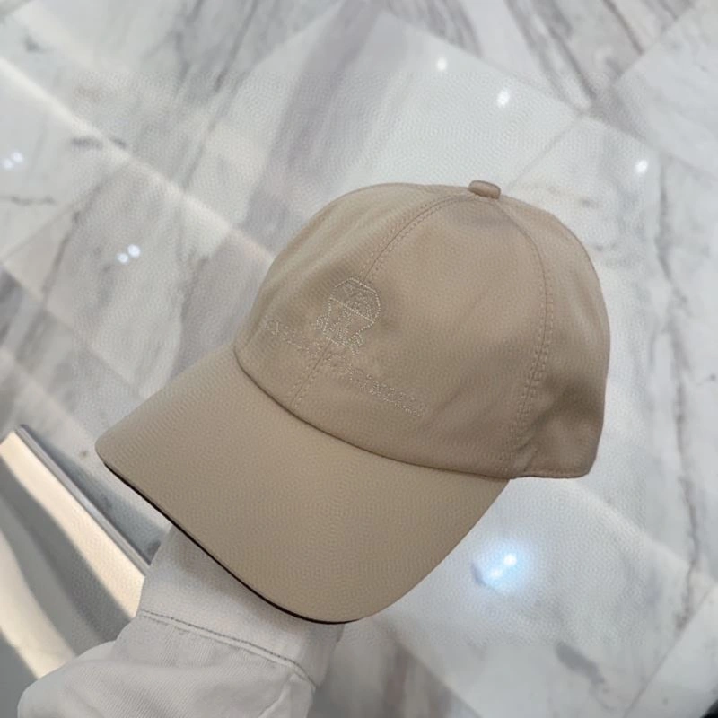 Brunello Cucinelli Caps ModernLook 260558
