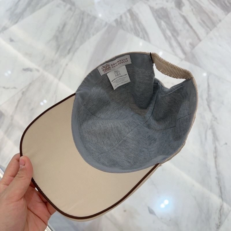 Brunello Cucinelli Caps ModernLook 260558
