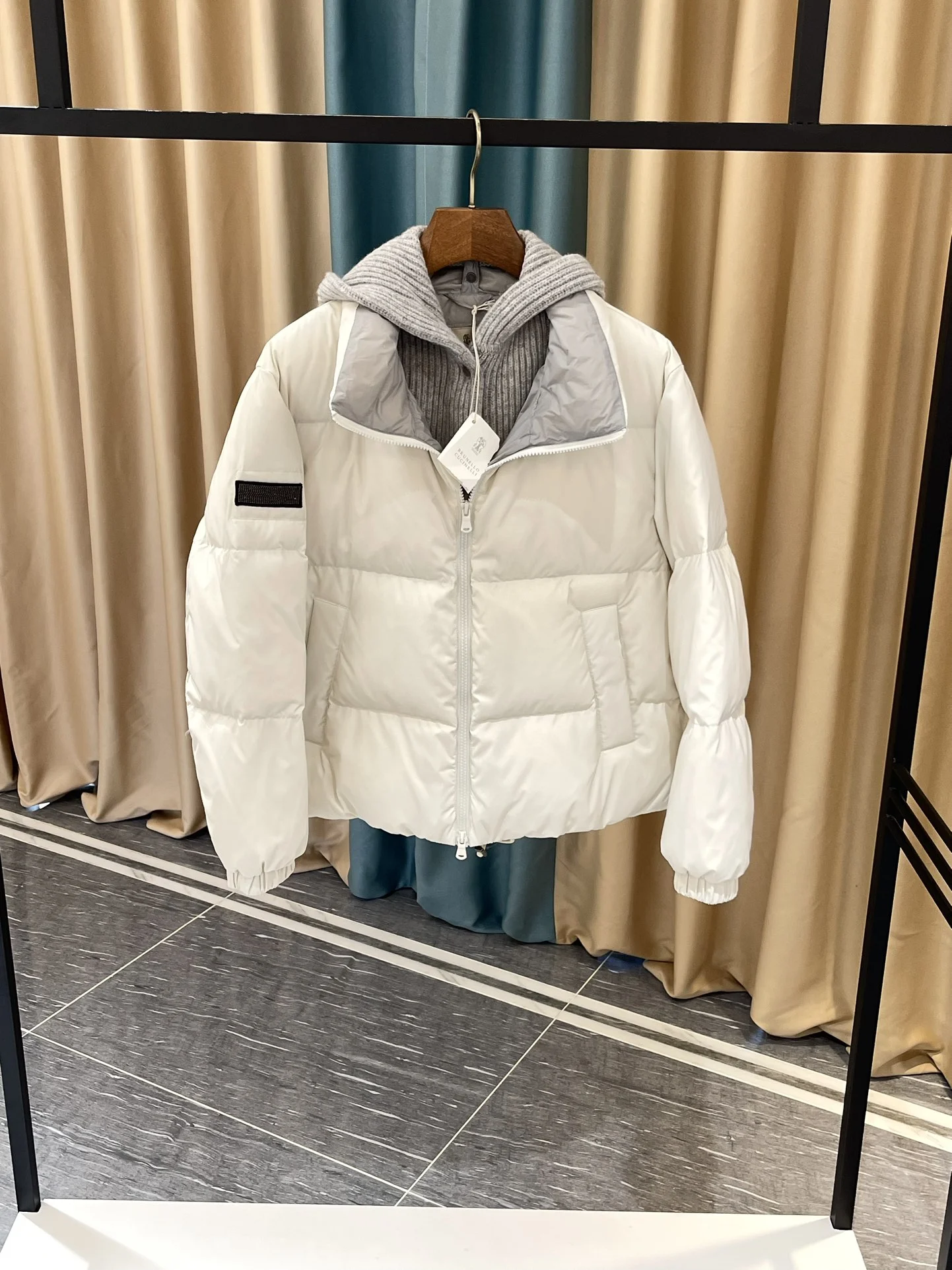 Contemporary Brunello Cucinelli Down Jackets 165482