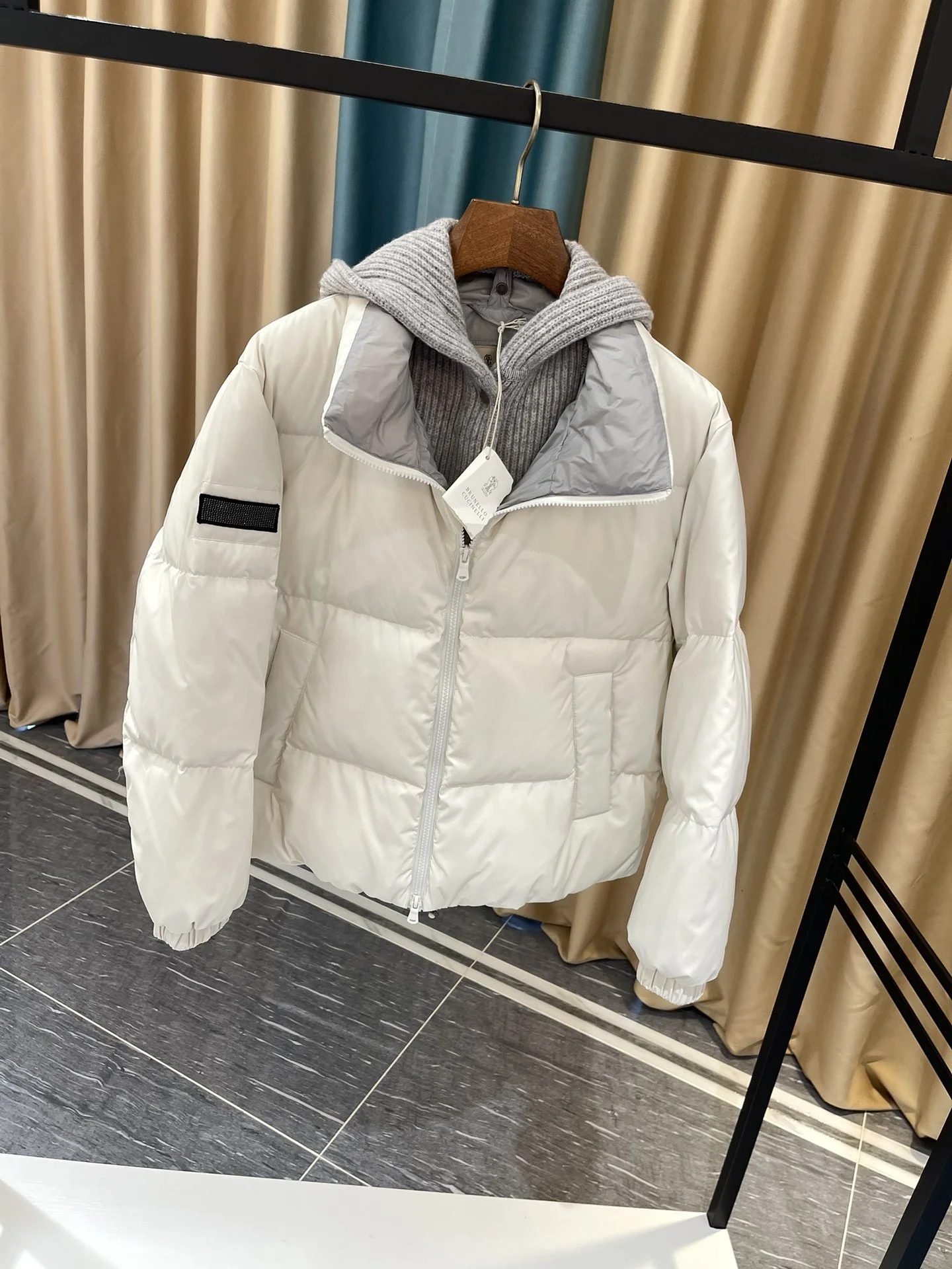 Contemporary Brunello Cucinelli Down Jackets 165482