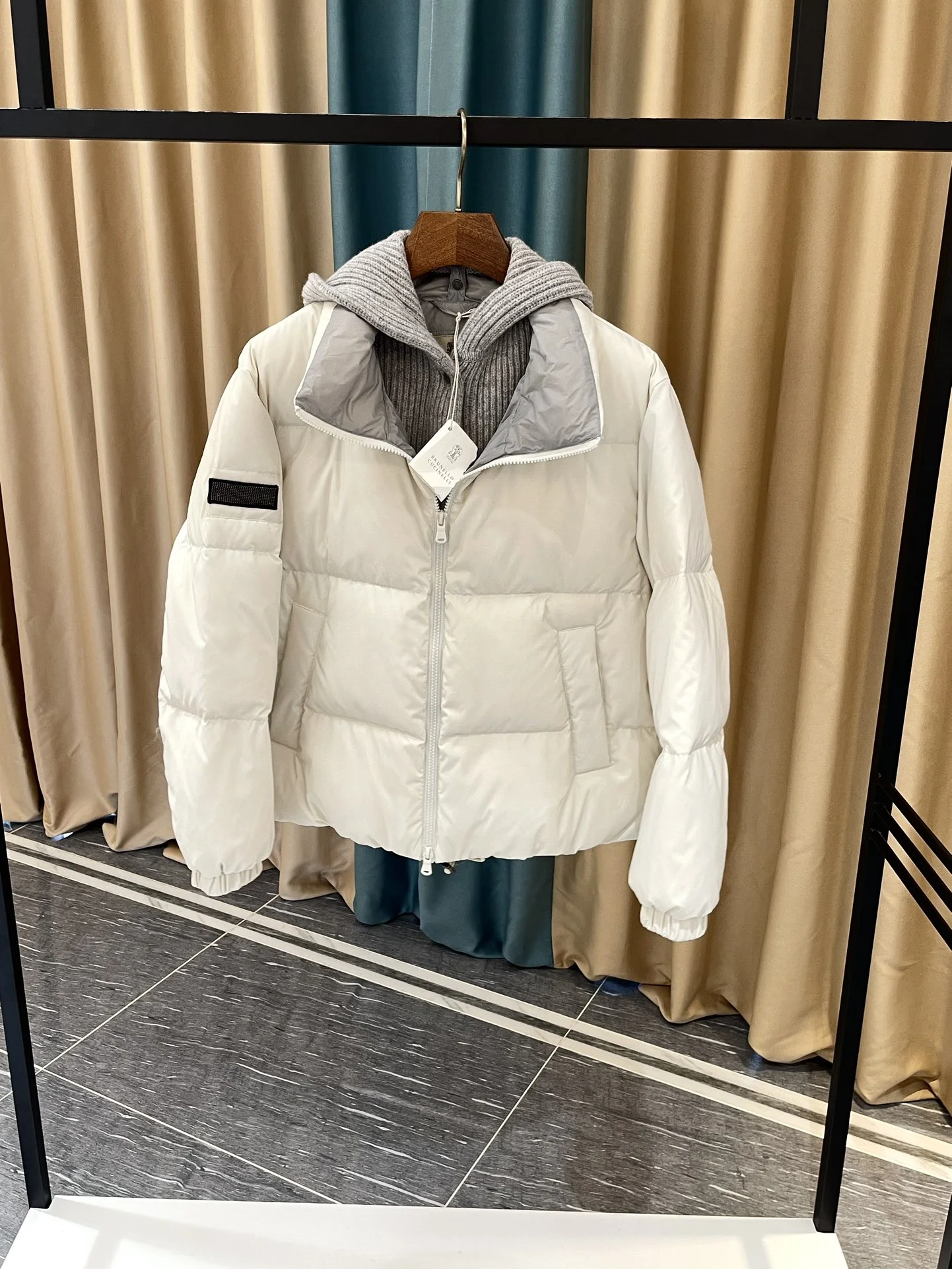 Contemporary Brunello Cucinelli Down Jackets 165482