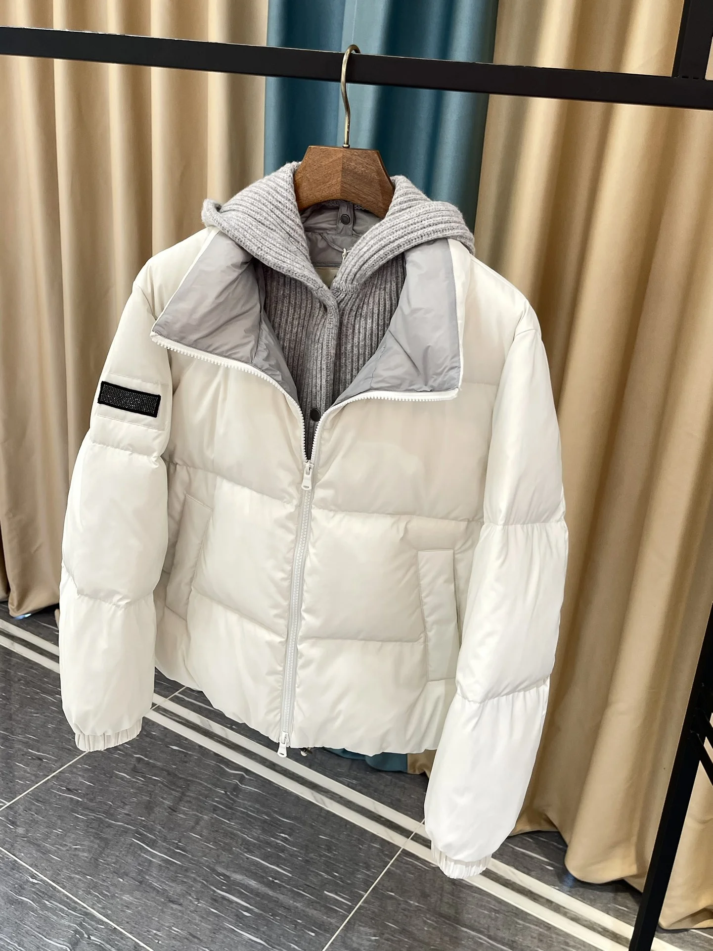 Contemporary Brunello Cucinelli Down Jackets 165482