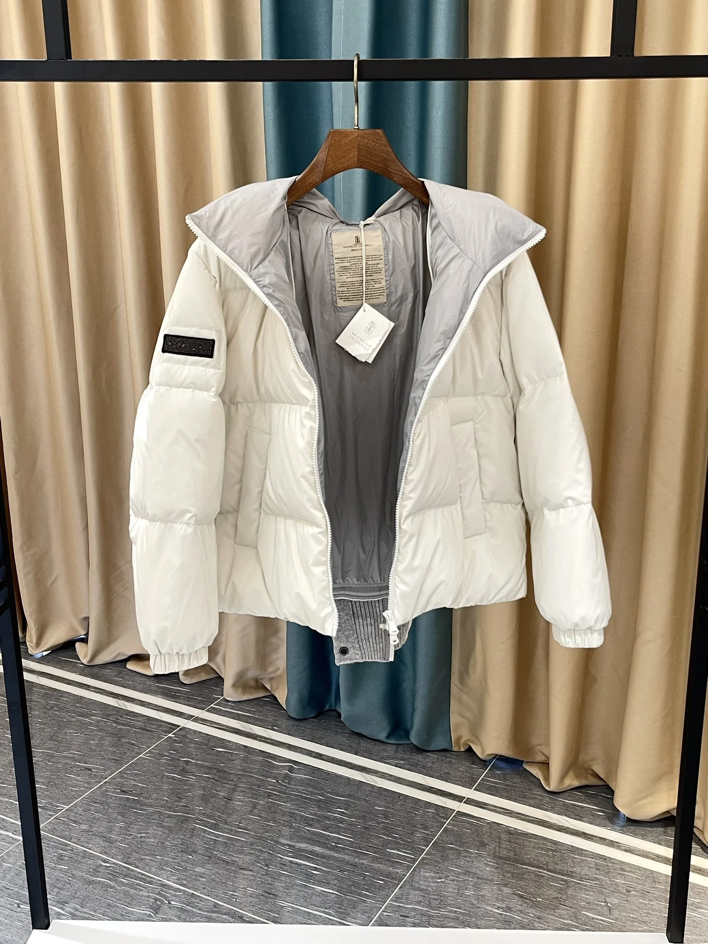 Compact Brunello Cucinelli Down Jackets 165475