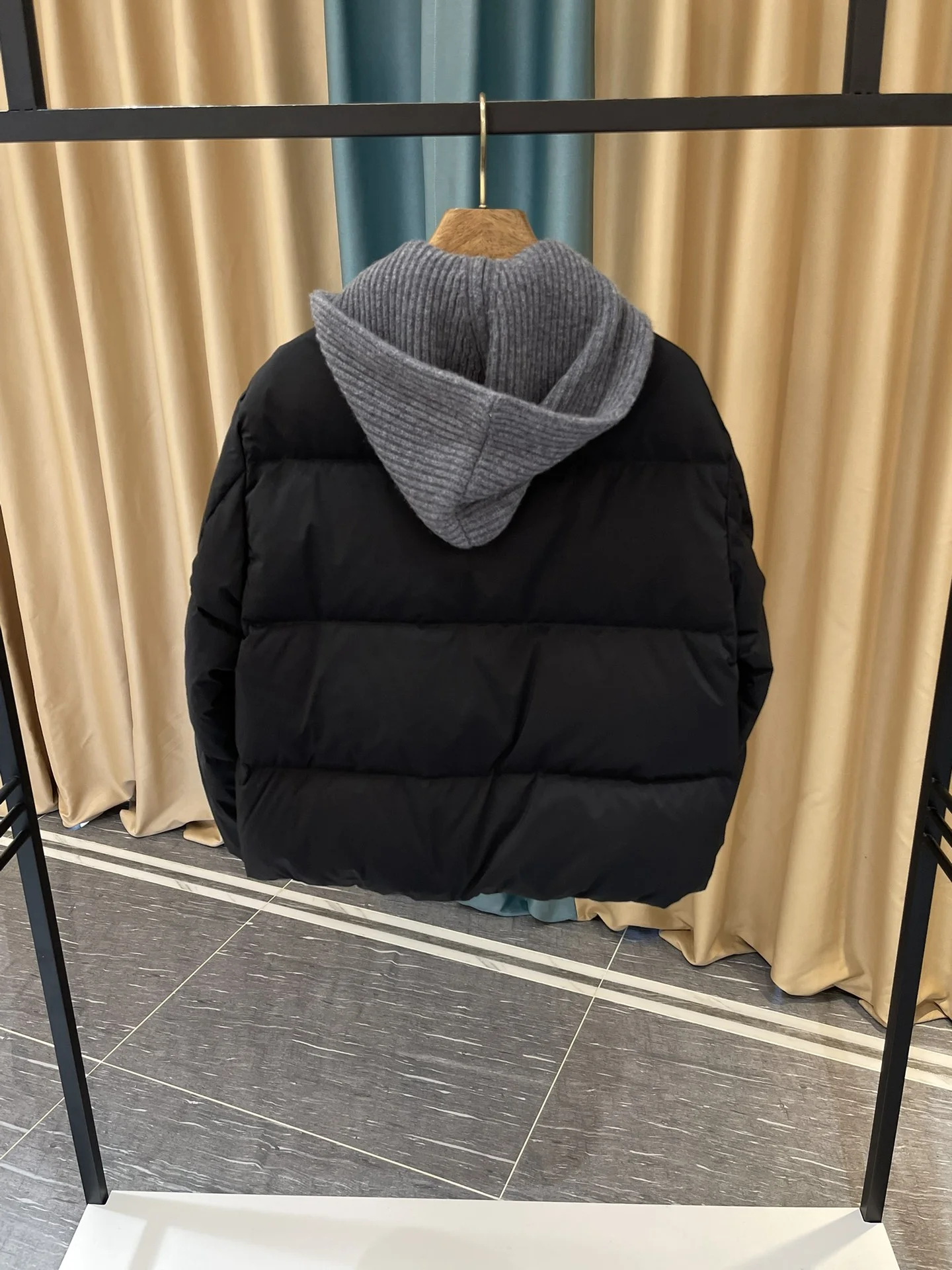 Durable Brunello Cucinelli Down Jackets 165481