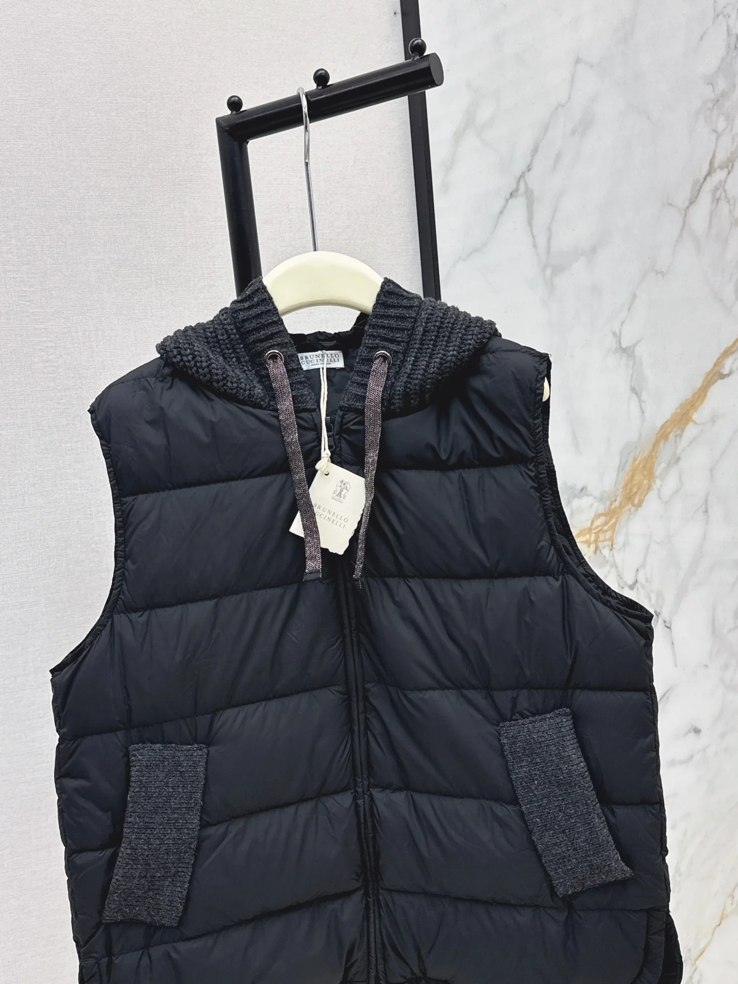Vibrant Brunello Cucinelli Down Jackets 165469