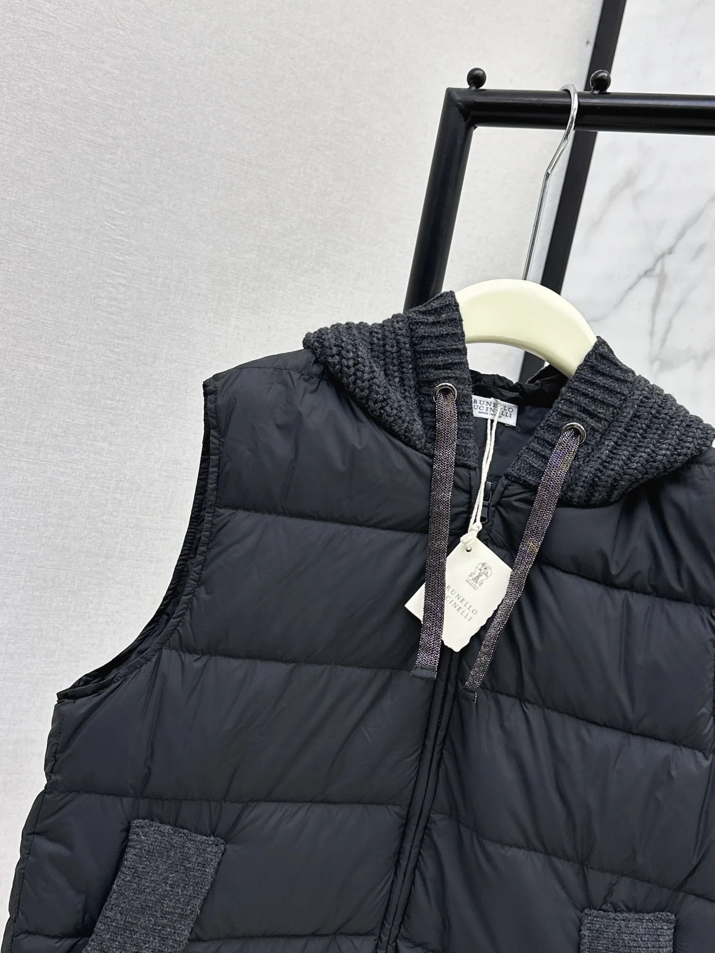 Vibrant Brunello Cucinelli Down Jackets 165469