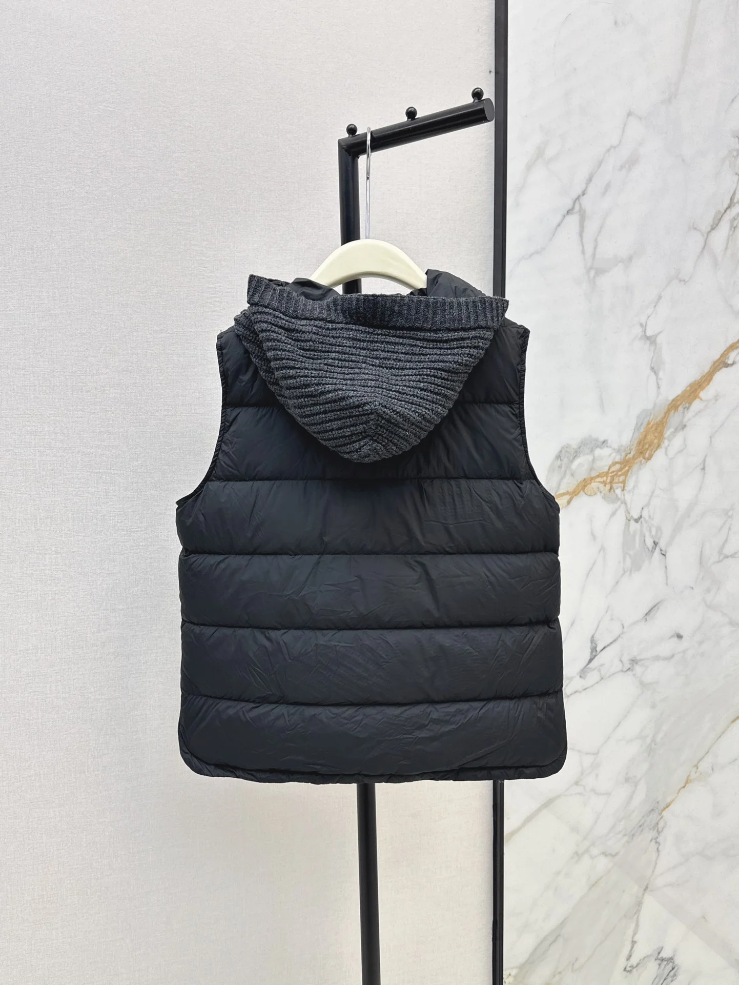 Vibrant Brunello Cucinelli Down Jackets 165469