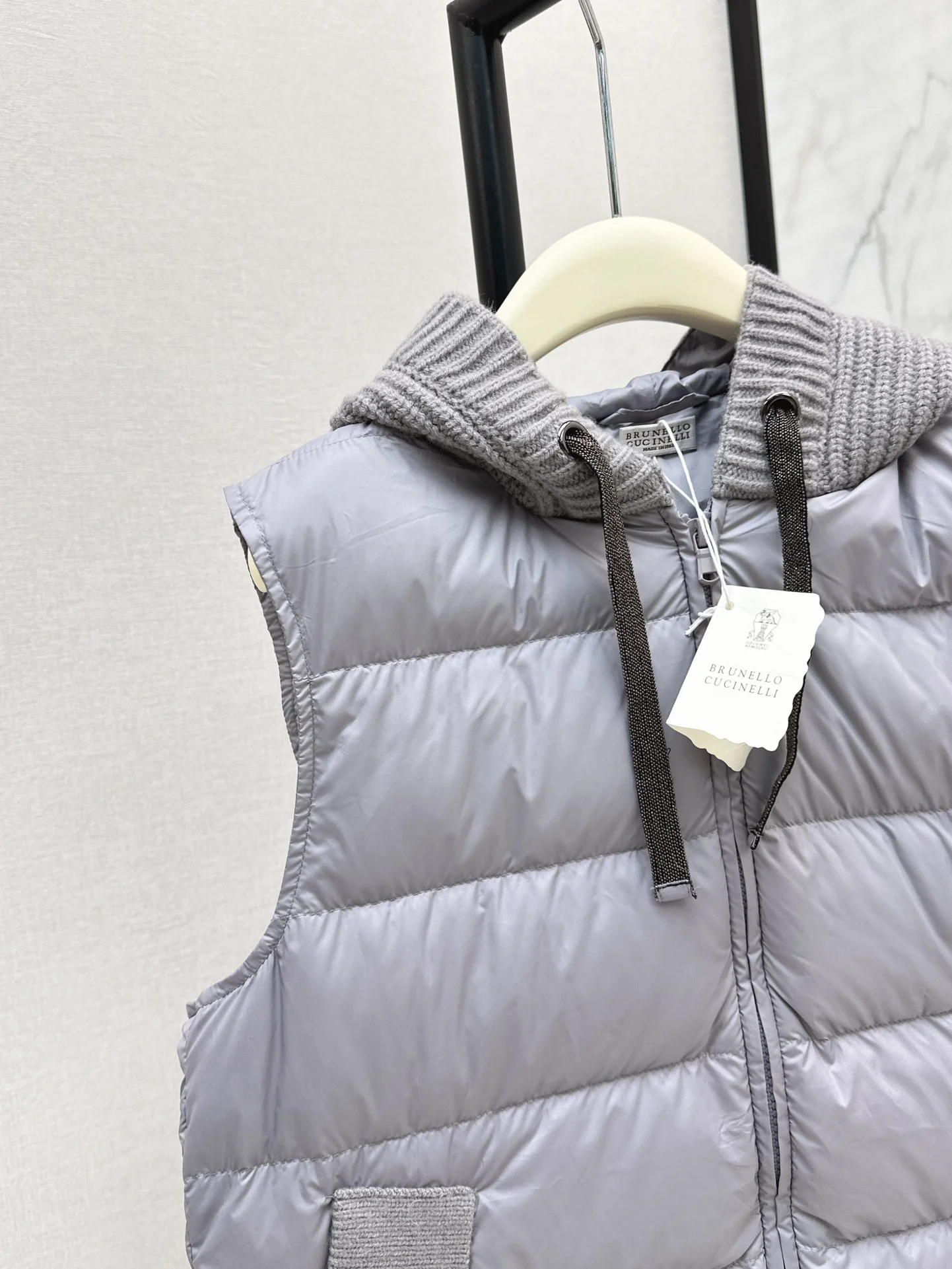 Brunello Cucinelli Down Jackets Versatile 165472