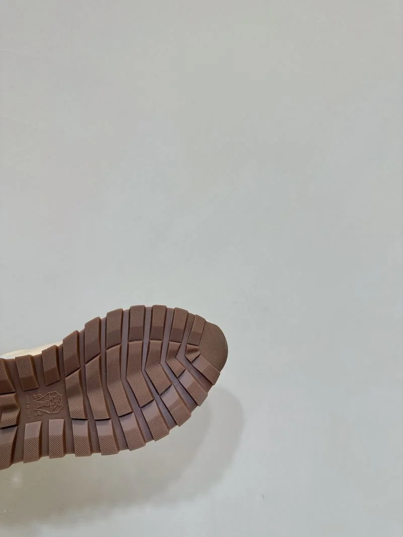Trendsetting Brunello Cucinelli Shoes 8301