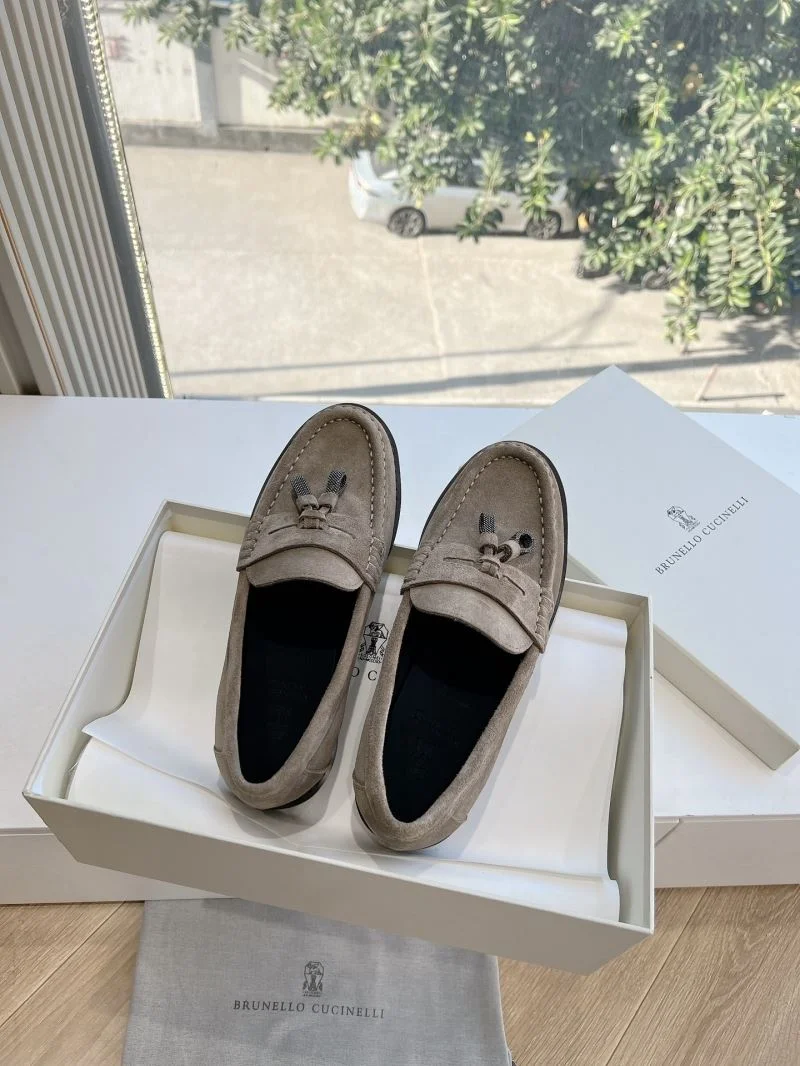 Tailored Brunello Cucinelli Shoes 10438