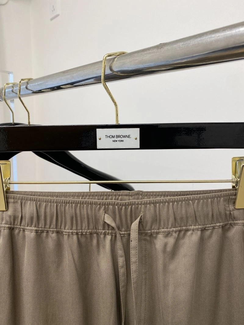 Brunello Cucinelli Short Pants Bold 160888