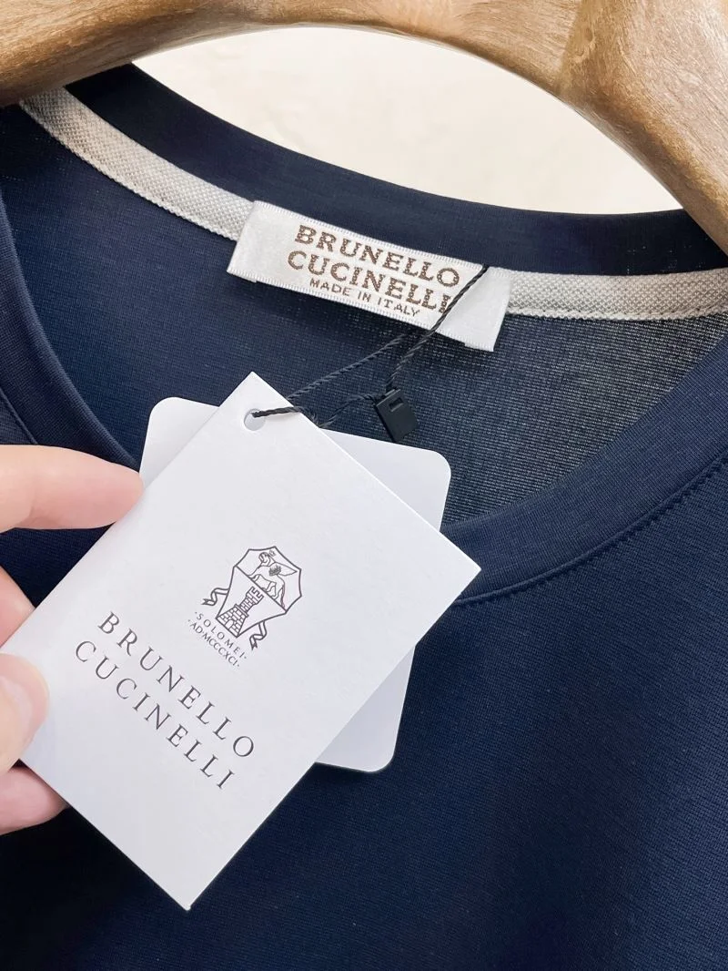 Sophisticated Brunello Cucinelli T-Shirts 163057