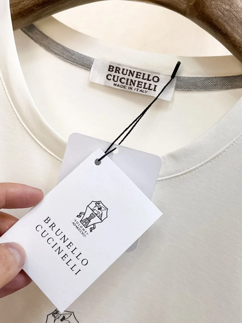 Brunello Cucinelli T-Shirts SmartChoice 163053