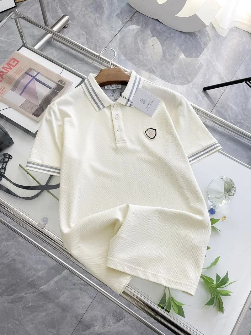 UrbanChic Brunello Cucinelli T-Shirts 163043