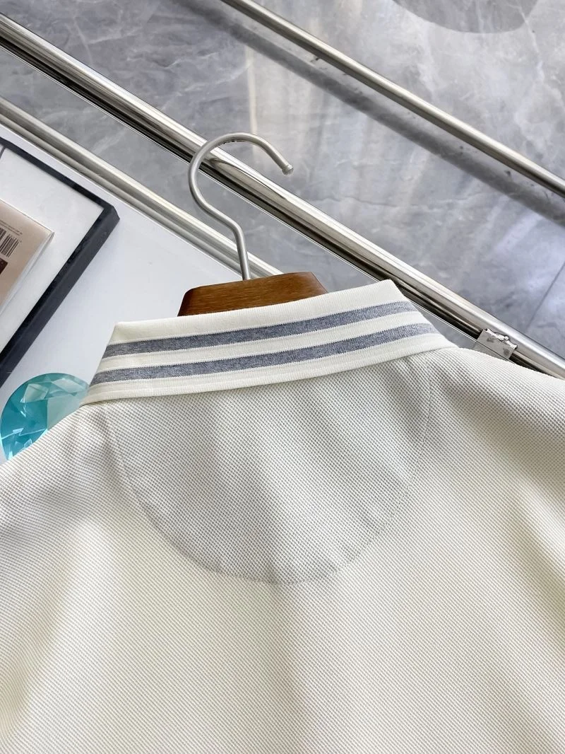 UrbanChic Brunello Cucinelli T-Shirts 163043