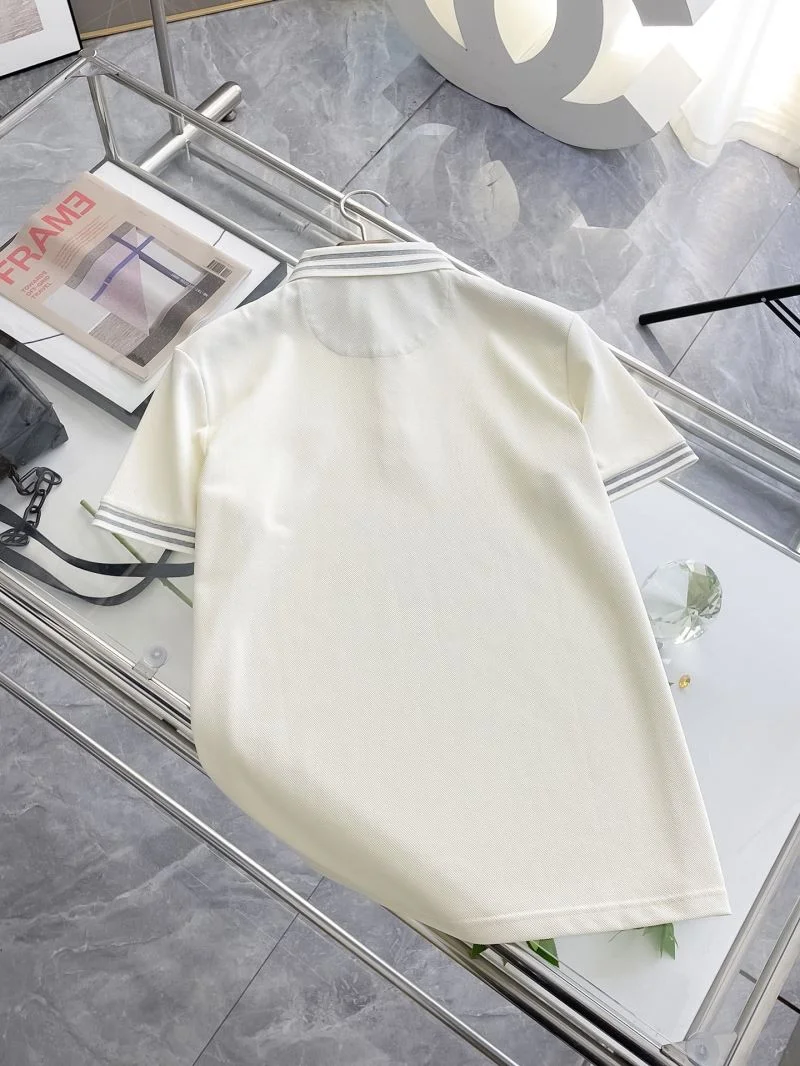 UrbanChic Brunello Cucinelli T-Shirts 163043