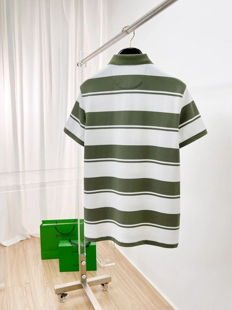 UrbanChic Brunello Cucinelli T-Shirts 163040