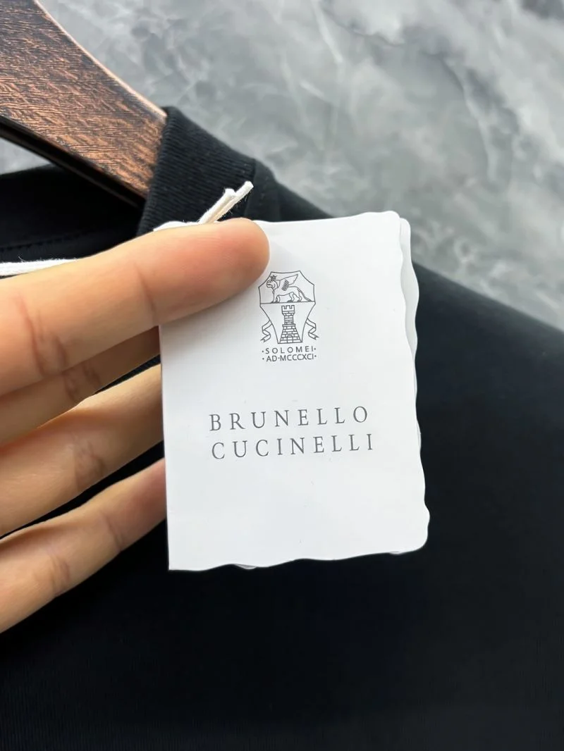 Flexible Brunello Cucinelli T-Shirts 163036