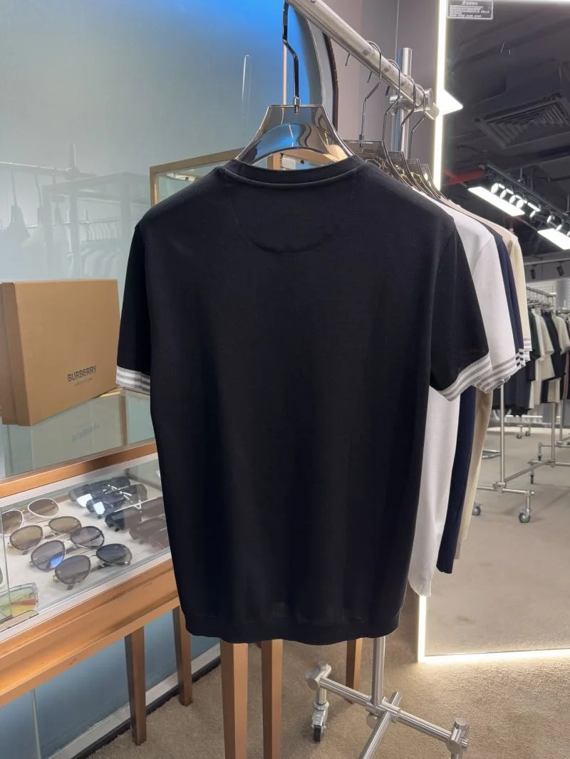 Brunello Cucinelli T-Shirts Sleek 163020