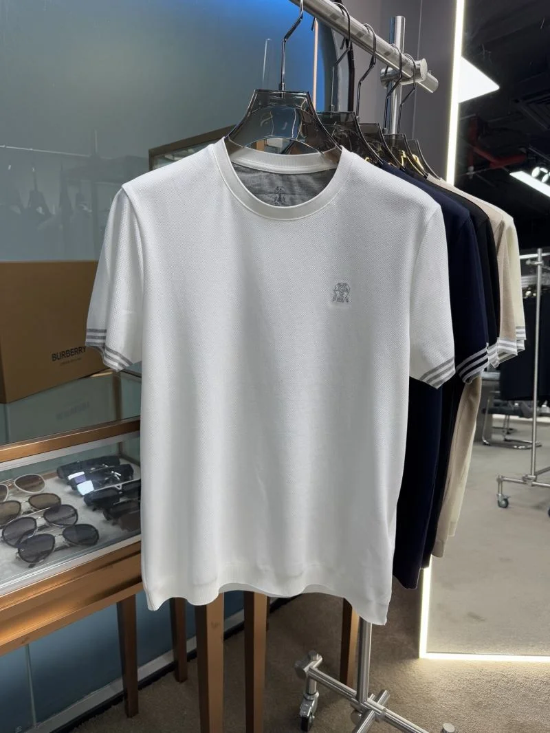 Brunello Cucinelli T-Shirts WrinkleFree 163019