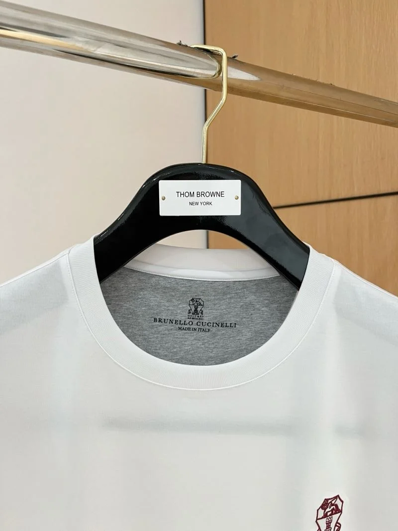 Brunello Cucinelli T-Shirts TravelReady 163160