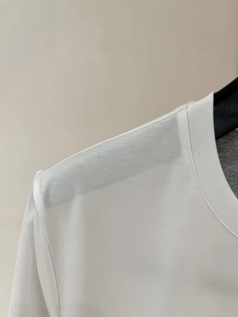 Brunello Cucinelli T-Shirts TravelReady 163160