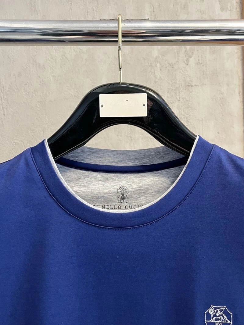 Brunello Cucinelli T-Shirts Vibrant 161918