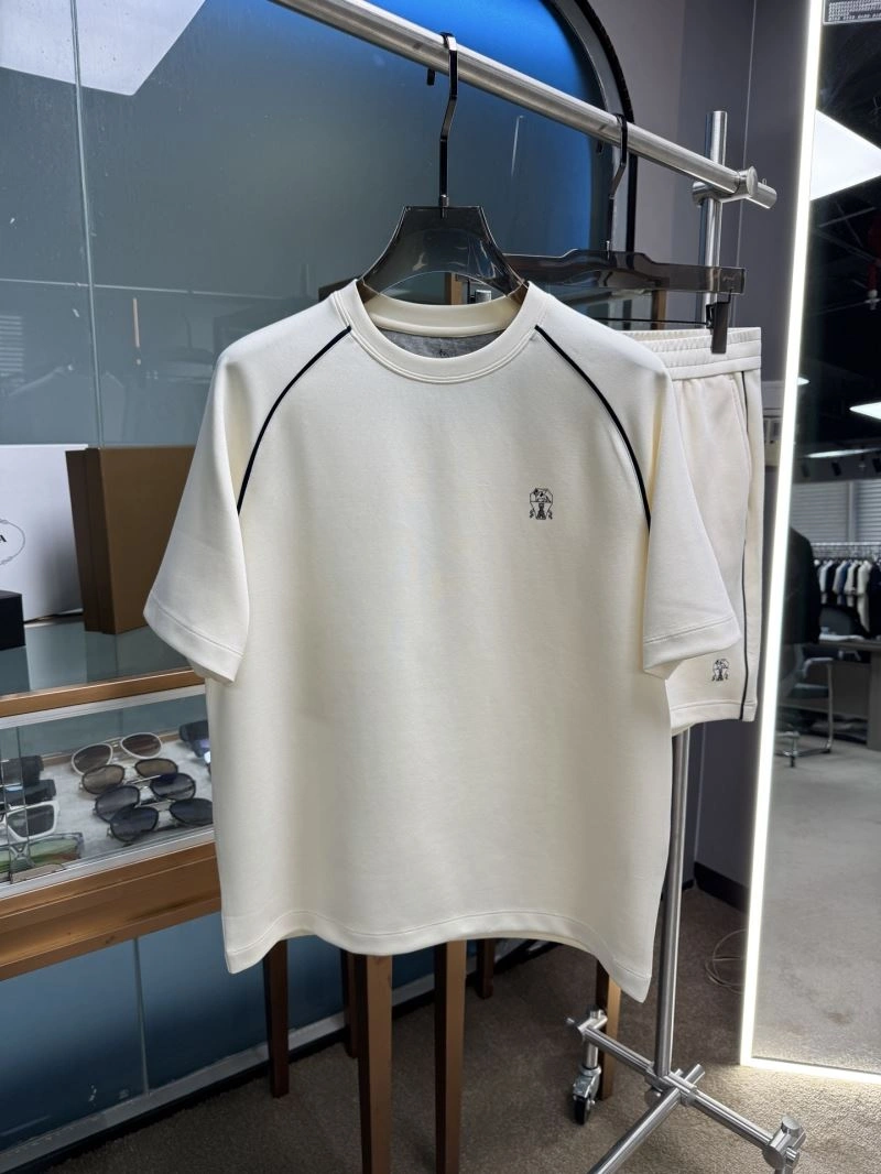 Brunello Cucinelli T-Shirts Snug 161954