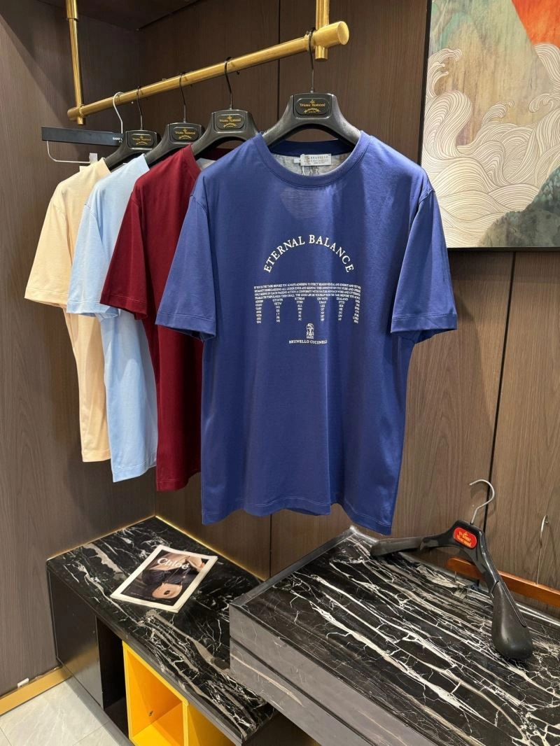 Versatile Brunello Cucinelli T-Shirts 161912