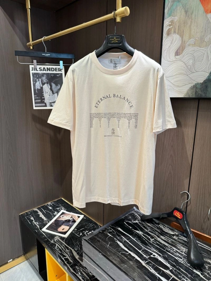 Versatile Brunello Cucinelli T-Shirts 161912