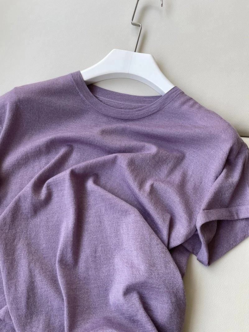 Brunello Cucinelli T-Shirts TimelessDesign 157023