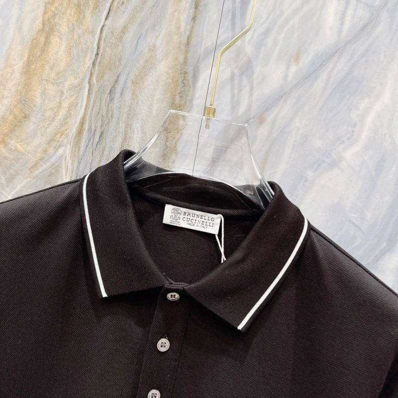 Brunello Cucinelli T-Shirts Sleek 160958
