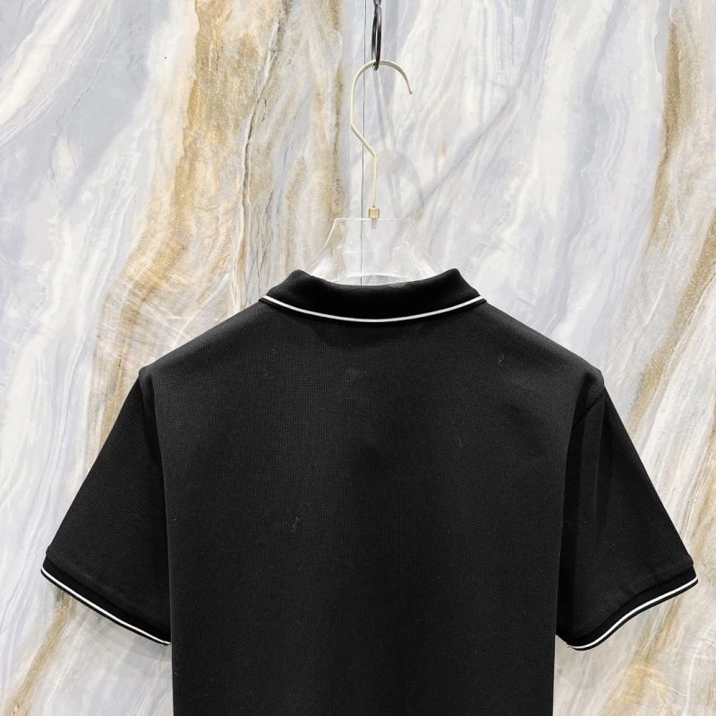 Brunello Cucinelli T-Shirts Sleek 160958