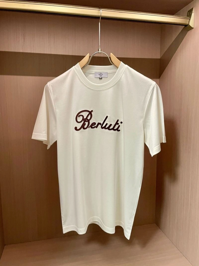 Brunello Cucinelli T-Shirts Timeless 160875