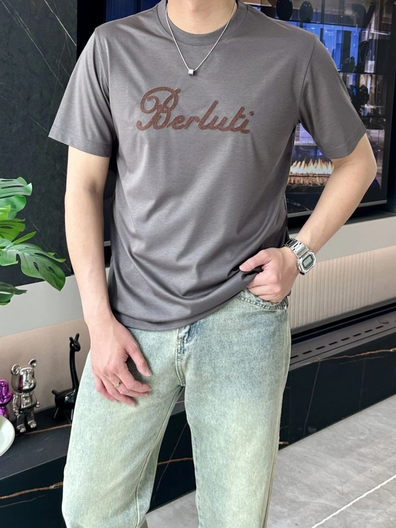 Brunello Cucinelli T-Shirts FreshLook 160873