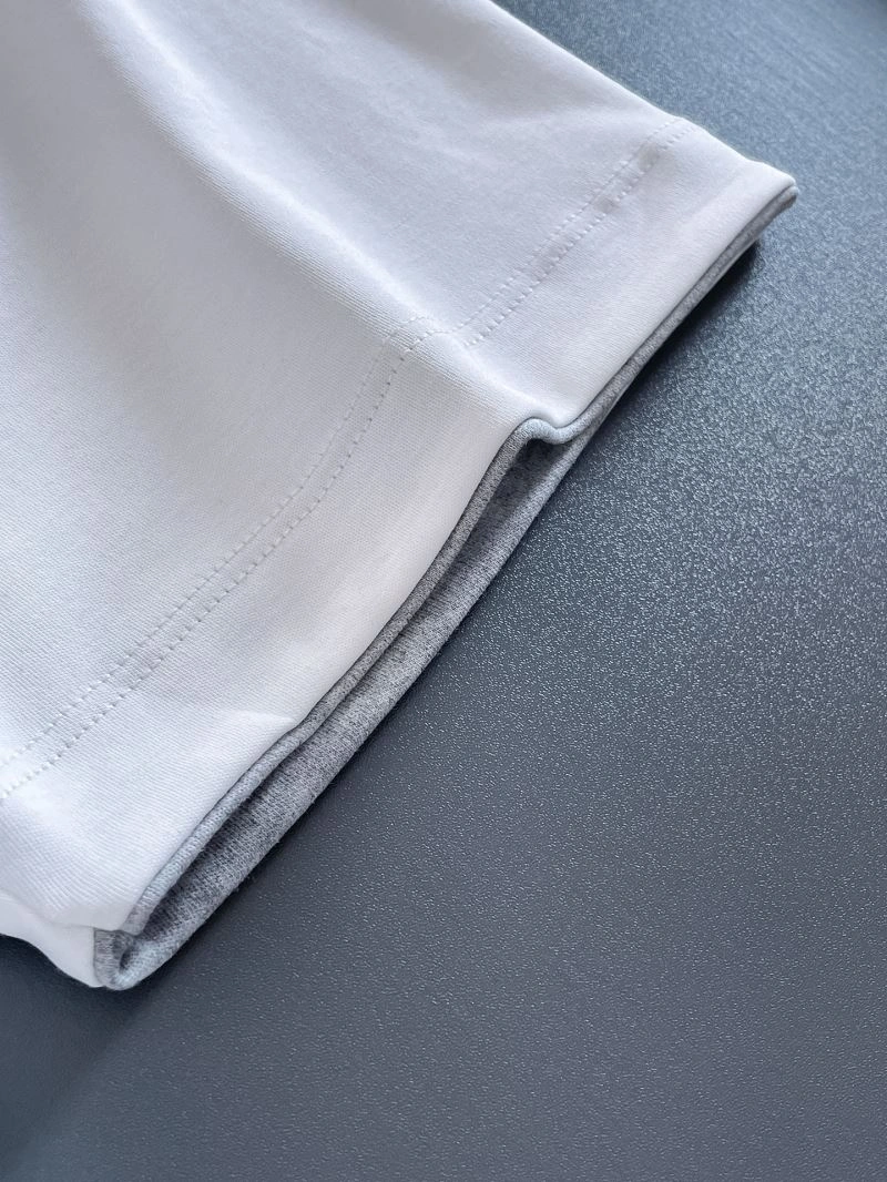 Brunello Cucinelli T-Shirts FlexibleFit 160863