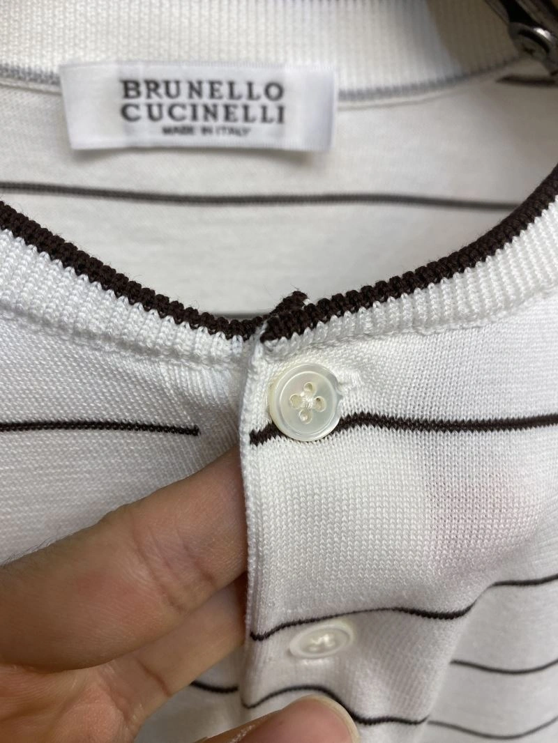 Brunello Cucinelli T-Shirts FreshLook 160856