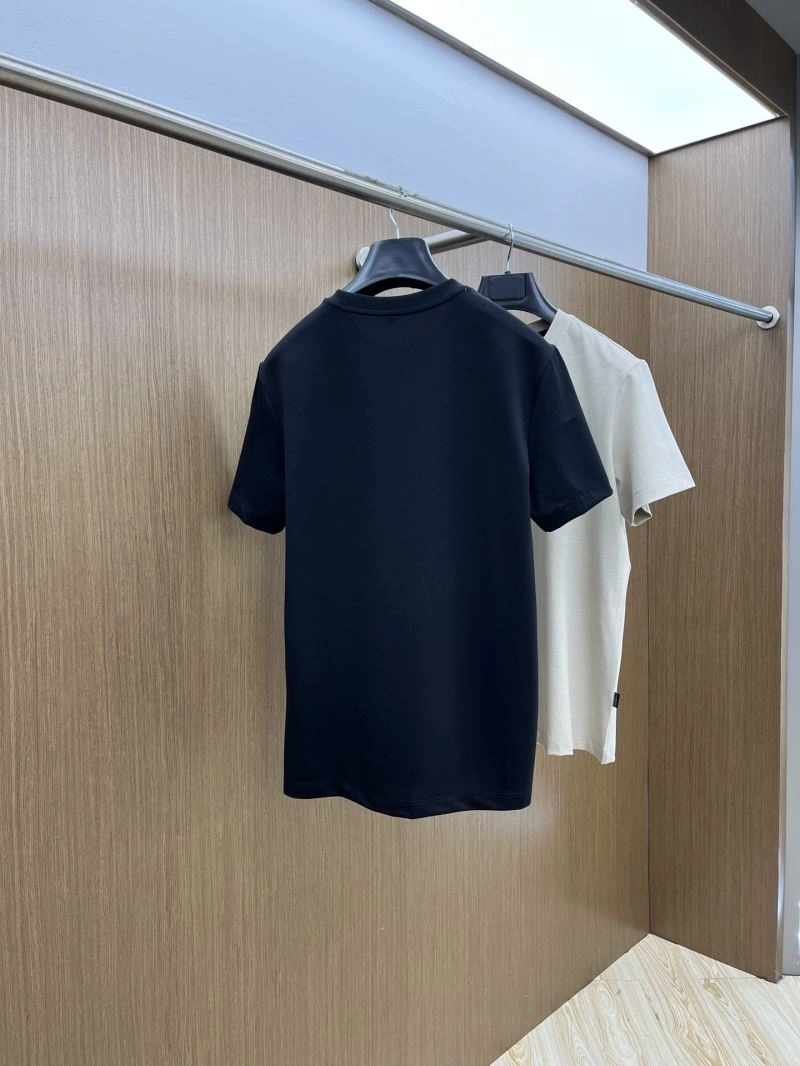 Brunello Cucinelli T-Shirts GoAnywhere 159675
