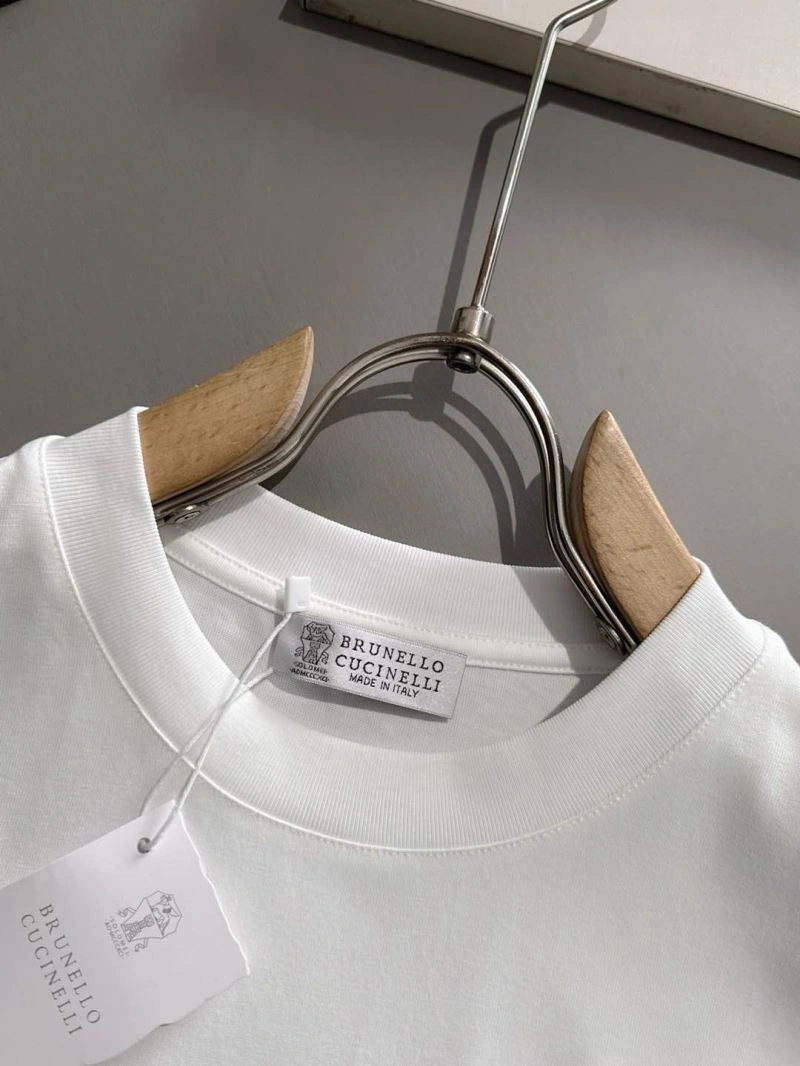 Brunello Cucinelli T-Shirts ModernLook 158724